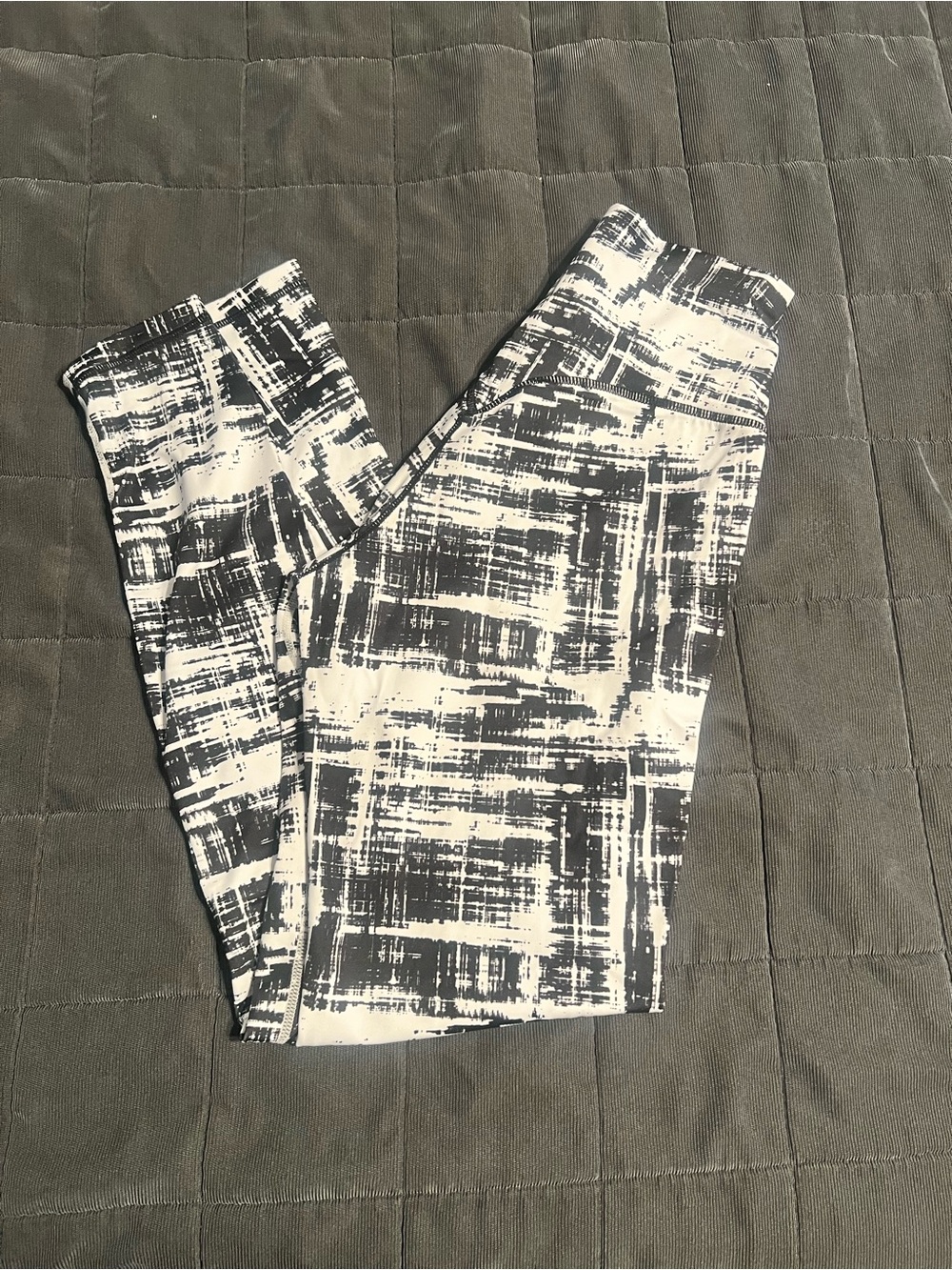 BuffBunny Black & White Brushstroke Leggings
